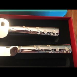 Kate spade wedding cake cutter